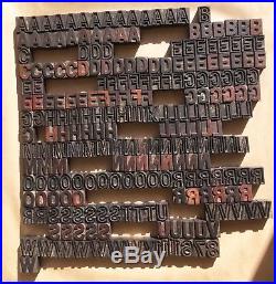2 Colour Wooden letterpress type, 231pieces, 8 line 1 inch and 5/16 high, 34 mm