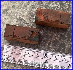 2x POINTING HAND letterpress wooden printing block wood printer type finger old`