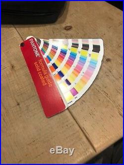 Pantone colour guide