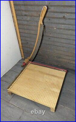 Vintage INGENTO 1142 Heavy Duty Paper Cutter 15x15 Guillotine Arm Wood